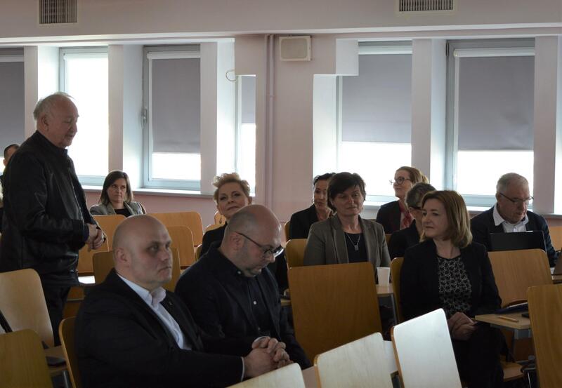 Powiększ obraz: Seminarium pt. Szara gospodarka 2023