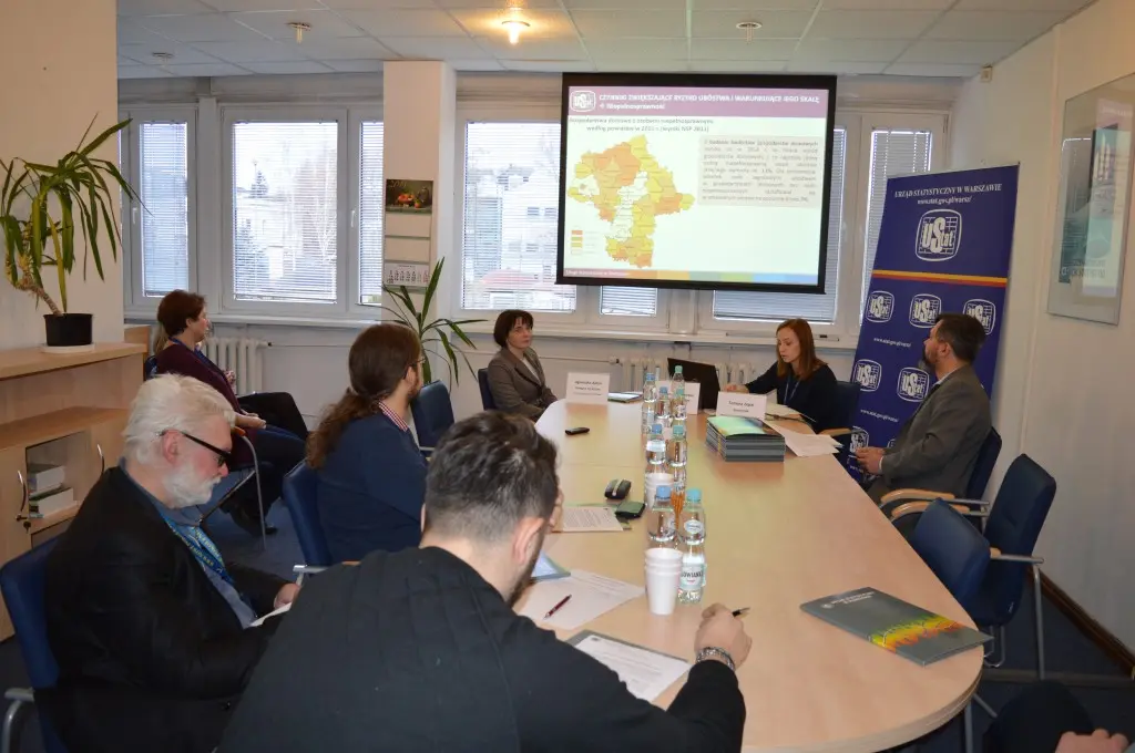Cykl konferencji prasowych Zjawisko ubóstwa w województwie mazowieckim w 2014 r.