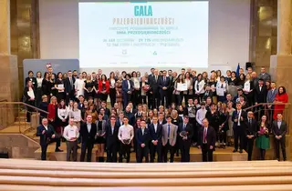 Powiększ obraz: Urząd Statystyczny w Warszawie laureatem Gali Przedsiębiorczości